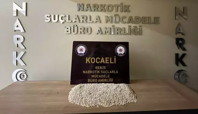 Kocaeli'de Uyuşturucu Operasyonu: 17 Bin 757 Hap Ele Geçirildi