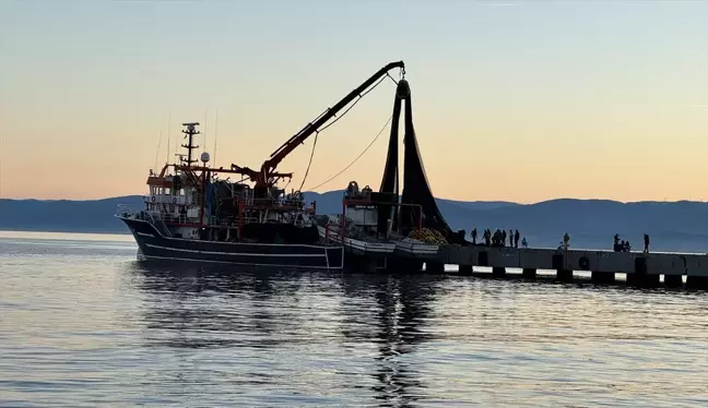 Sinop Limanı: Balıkçıların Güvenli Mola Noktası