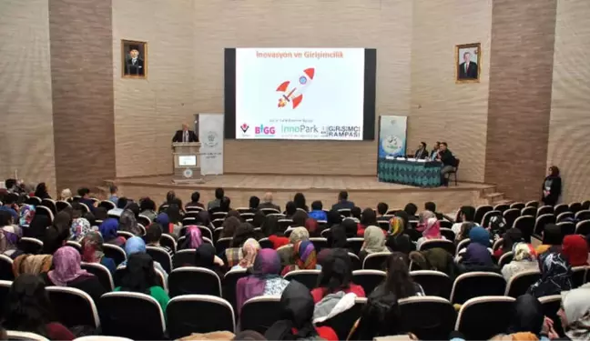 Neü'de 'Fizyoterapi ve Rehabilitasyonda Yeni Ufuklar ve Yeni Alanlar Konuşuldu
