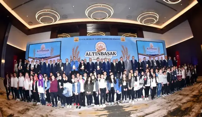 Altınbaşak Tarım Şehirleri Yarışması'nda Dereceye Giren Belediyeler Ödüllerini Aldı