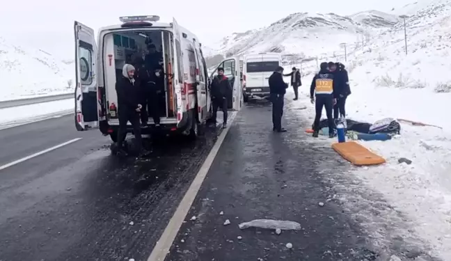 Son dakika haberleri: Evde bakım hizmeti alan kadını hastaneye götüren ambulans şarampole yuvarlandı: 1 ölü, 4 yaralı