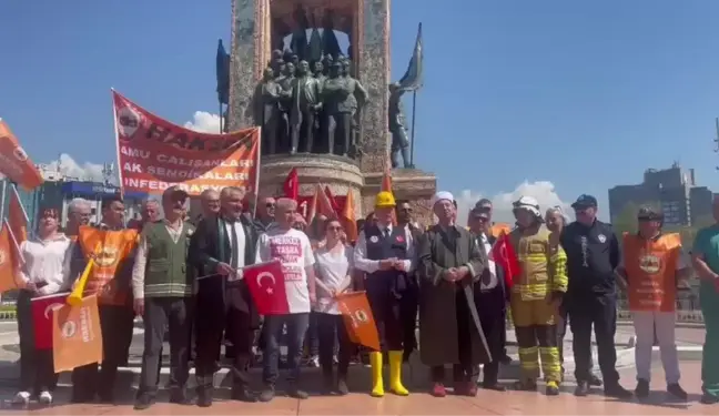 HAK-SEN, 1 Mayıs'ı Taksim'de kutladı