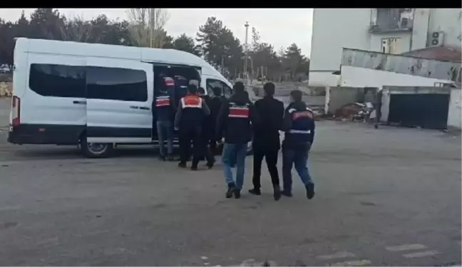 Van ve Hakkari'de Uyuşturucu Operasyonu: 6 Tutuklama