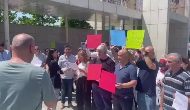 İTÜ Mesleki ve Teknik Anadolu Lisesi'nin kapatılmasına velilerden tepki