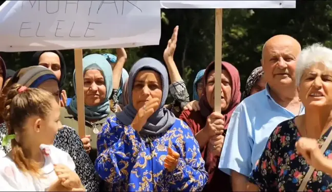 Karabük'ün Yenice İlçesinde Köylüler İl Genel Meclis Üyesine Karşı Eylem Yaptı