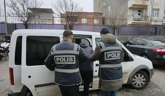 Kadın Kılığında Hırsızlık Yapan Şüpheli Gözaltında