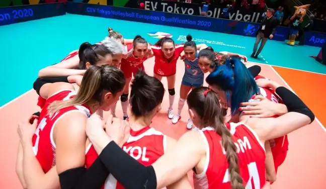 Olimpiyat, VNL ve Avrupa Şampiyonası'na katılacak Filenin Sultanları'nın geniş kadrosu açıklandı