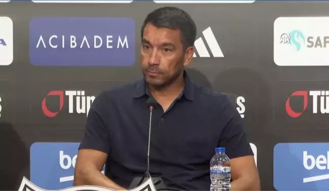 Beşiktaş Teknik Direktörü Giovanni van Bronckhorst: Çok Mutluyuz