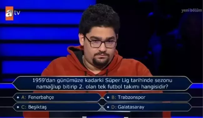 1959'dan günümüze kadarki Süper Lig tarihinde sezonu namağlup bitirip 2. olan tek futbol takımı hangisidir?