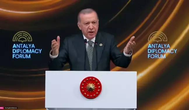 Cumhurbaşkanı Erdoğan'dan foruma damga vuran