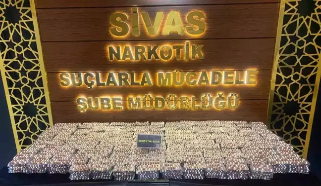 Sivas'ta Narkotik Operasyonu: 21 Bin 27 Adet Sentetik Ecza Ele Geçirildi