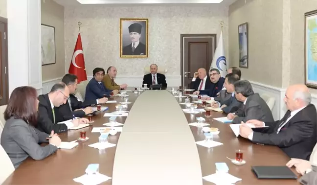 Türkiye-İran Ekonomik ve Kültürel İlişkilerinde Erzurum'un Rolü Masaya Yatırıldı