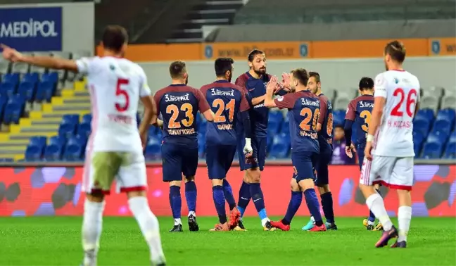 Medipol Başakşehir Turladı