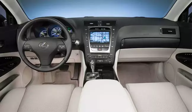Lexus Gs ve Is Sahipleri Dikkat!