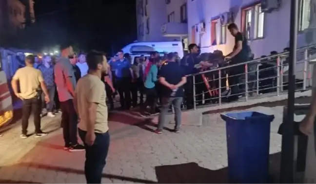 Siirt'te kamyonet devrildi: 5 yaralı