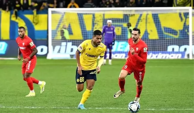 Göztepe, Brezilyalı sol bek Djalma Silva'yı transfer ediyor