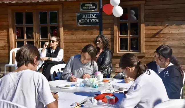 Şarköy'de 'Cumhuriyet ve Atatürk için fırçanı al gel' Etkinliği Düzenlendi