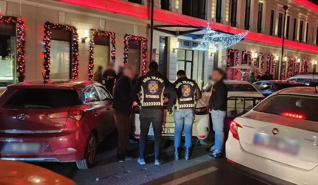 Beyoğlu'nda Korsan Otoparkçılığa İşlem: İki Kişiye Para Cezası