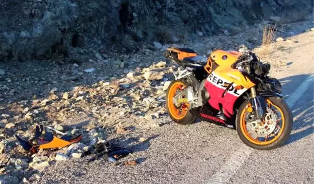 Antalya Büyükşehir Belediyesi'nde Görevli Şube Müdürü Motosiklet Kazasında Öldü