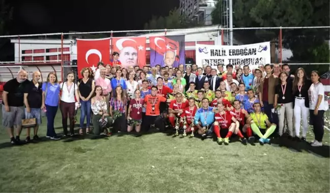 Hakemler Bayraklı'da Yarıştı
