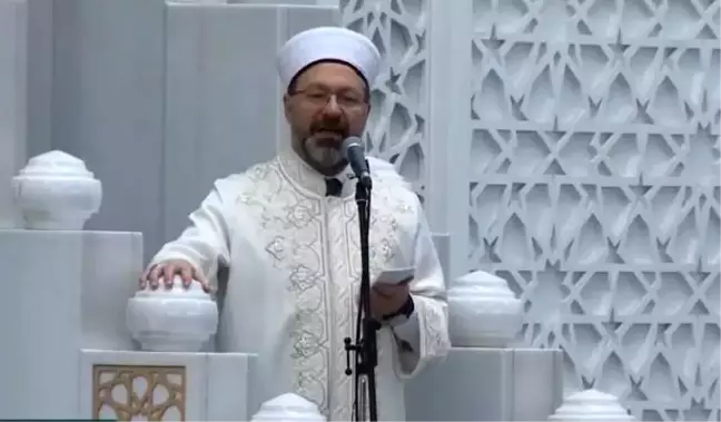 Diyanet İşleri Başkanı Erbaş: Tokalaşmadan, gönül selamı verelim