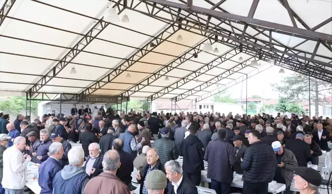 Kırklareli Valisi Birol Ekici, yağmur ve şükür duasına katıldı