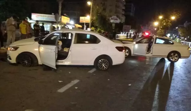 Mersin'de Trafik Kazası: 4 Yaralı