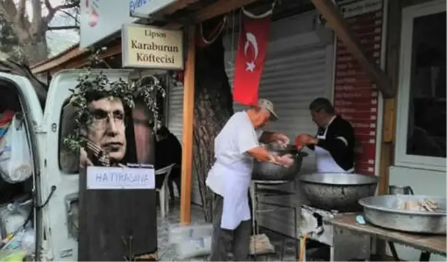 Stephen Hawking İçin İzmir'de Lokma Döküldü