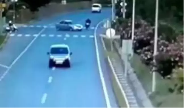 Antalya'da korkunç kaza...Havada taklalar atıp metrelerce ileri uçtu