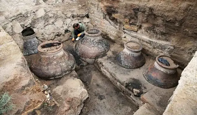 Van'da Urartular Dönemine Ait Heykel Bulundu