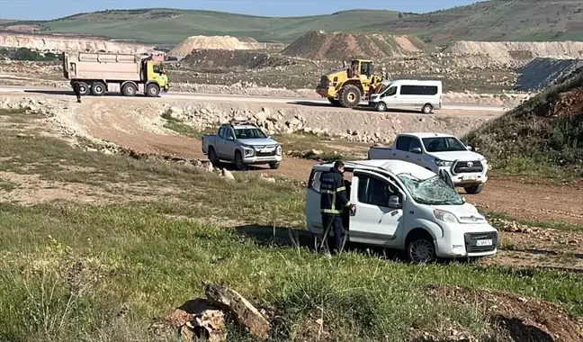 Mardin'de Kontrolden Çıkan Araçta 4 Kişi Yaralandı
