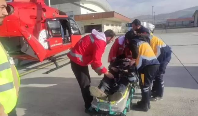 Geçici şuur kaybı yaşayan hasta ambulans helikopterle Van'a sevk edildi