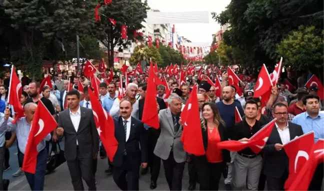 Isparta'da 15 Temmuz Şehitleri'ni Anma, Demokrasi ve Milli Birlik Günü Törenleri