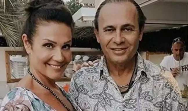 Ayhan Sicimoğlu eşi Zeynep Akar kim, ailesi kimdir? Zeynep Akar kimdir?