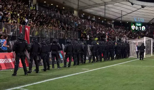 UEFA, Fenerbahçe'ye Maribor maçı seyircisiz oynama cezası verdi