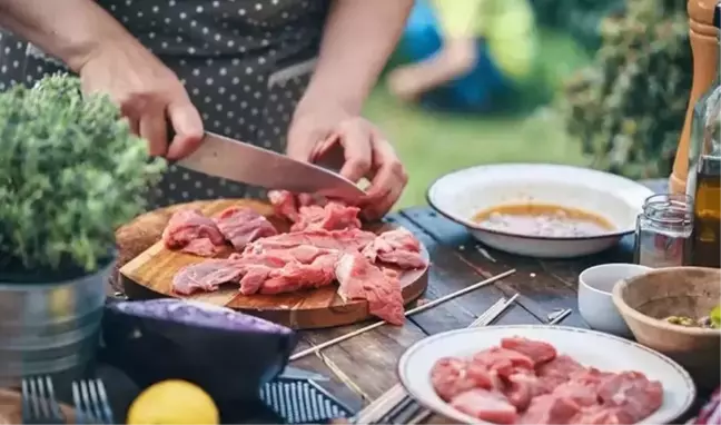 KURBAN ETİ NASIL SAKLANMALI? Kurban etini buzluğa atarken nelere dikkat edilmeli?