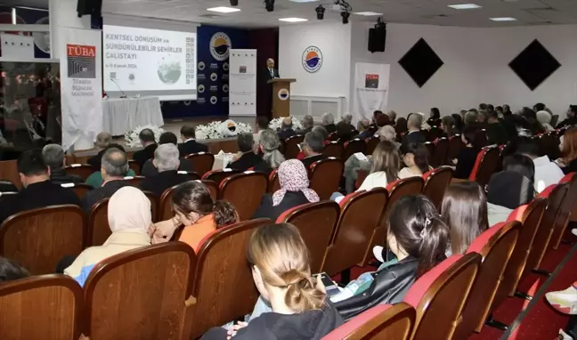 Sinop'ta Kentsel Dönüşüm ve Sürdürülebilir Şehirler Çalıştayı Başladı