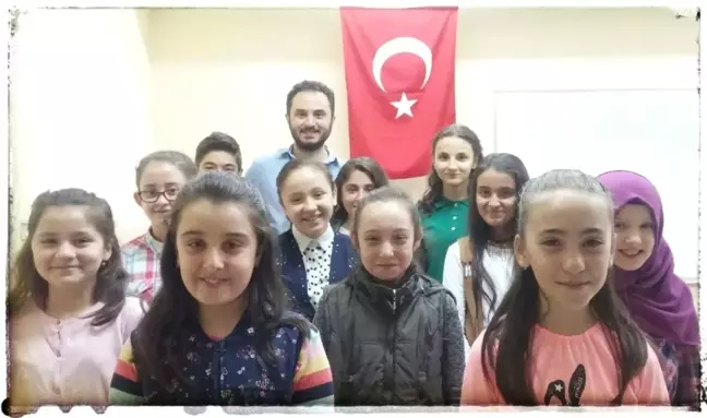 Minik Yürekler Vatan Sevgilerini Dillendirdi