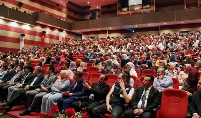Mutlu Aile, Başarılı Çocuk' Konferansı