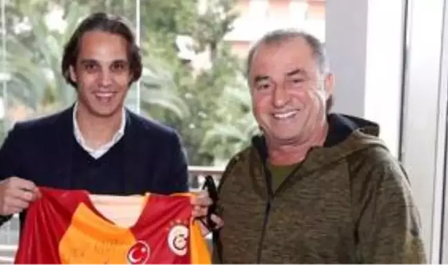 Nuno Gomes'ten Fatih Terim'e övgü: Terim saha dışında ve saha içinde bizden biriydi