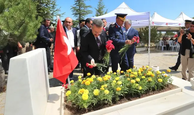 15 Temmuz şehidi Fatih Dalgıç, mezarı başında anıldı