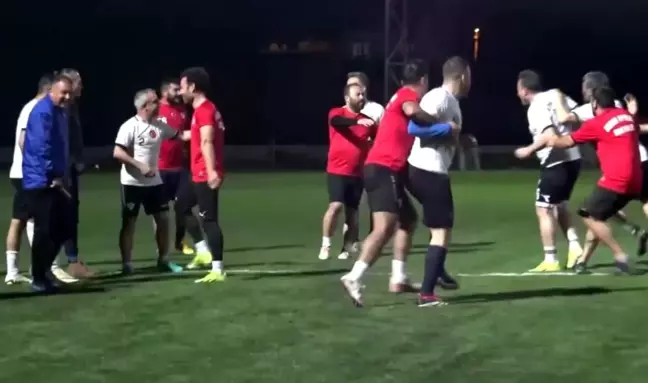 Sporcular Polis Haftası'nı Kavgayla Değil Sürprizle Kutladı
