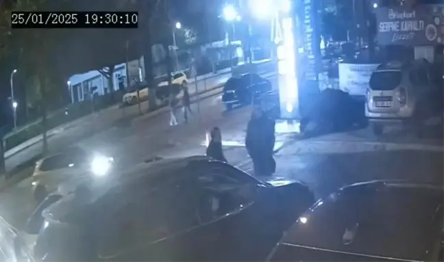 Keman sanatçısı Laçin Akyol'un yaşamını yitirdiği kaza anı kamerada
