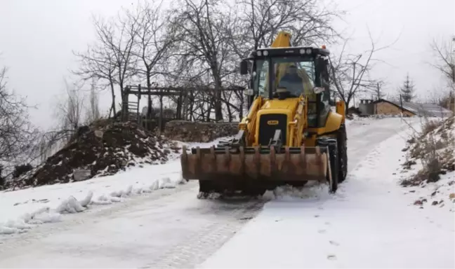 Sertavul Geçidi'nde Ulaşıma Kar Engeli