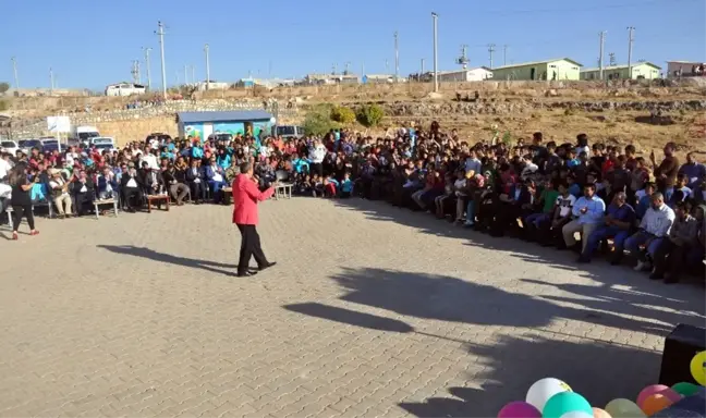 Midyat'ta Bulunan Sığınmacılar Konserde Gönüllerince Eğlendi