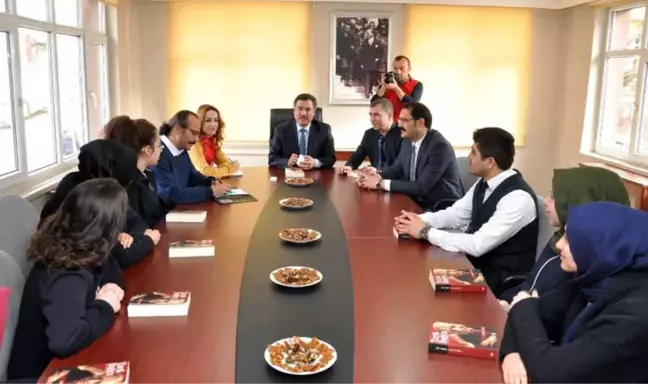 Gümüşhane'de Kitap Okuma Halkaları Devam Ediyor