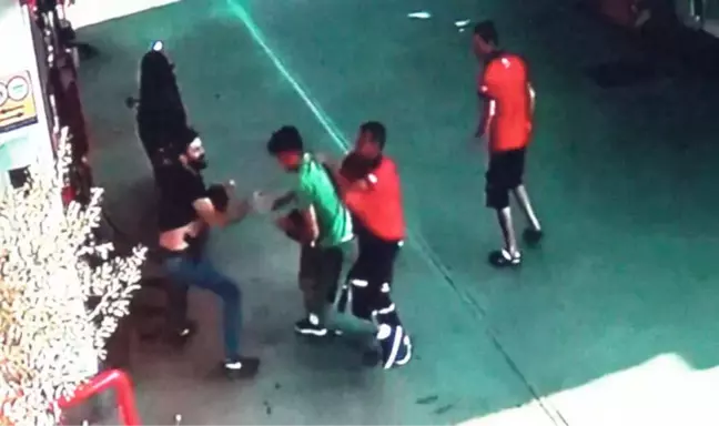Balıkesir'de Cezaevi Firarisi Kokoreççiyi Gasp Etmek İsterken Yakalandı