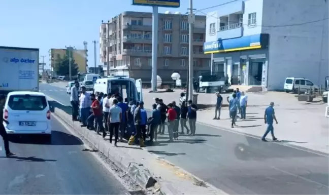 Mardin'de otomobilin çarptığı genç ağır yaralandı