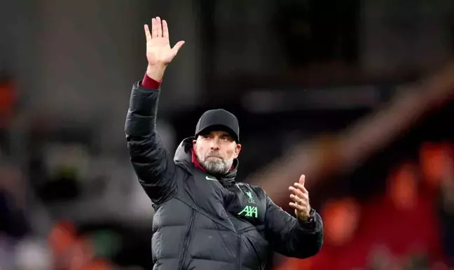 Jürgen Klopp, Liverpool'dan ayrılacağını açıkladı