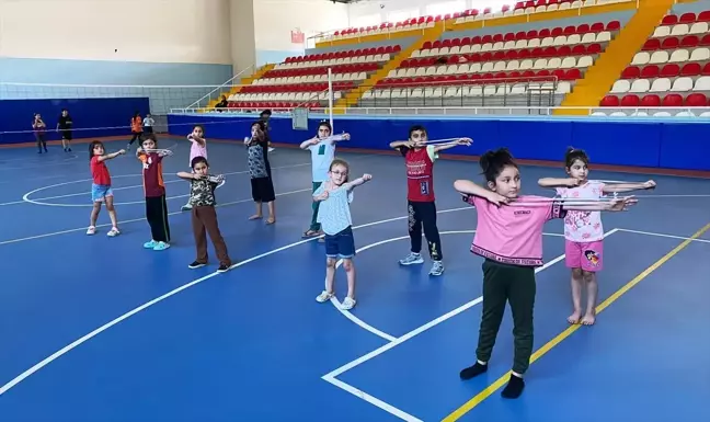 Elazığ'da Ücretsiz Yaz Spor Okulları Açıldı